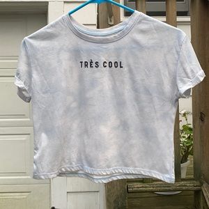 Tres cool crop top